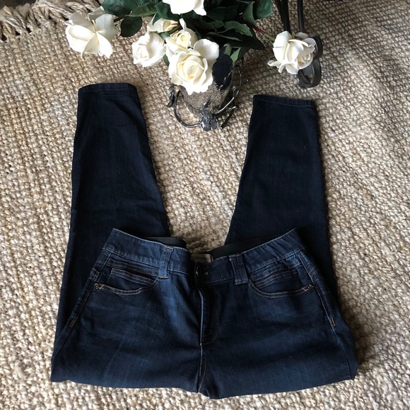Democracy Denim - DEMOCRACY Ab-Solution Jean. NWT!